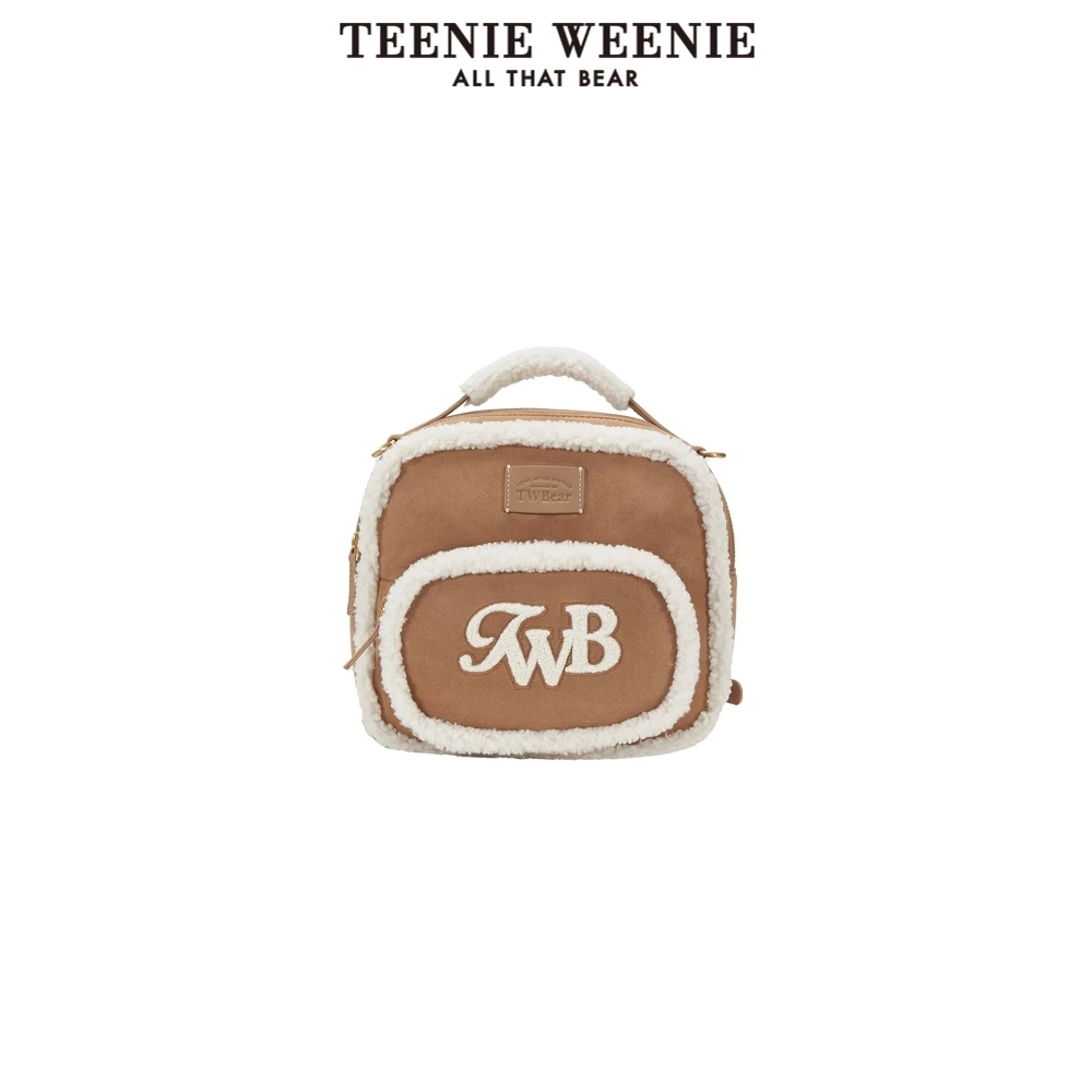 TeenieWeenie小熊字母双肩包24颗粒绒拼接时尚包包女TTAK24FV03T