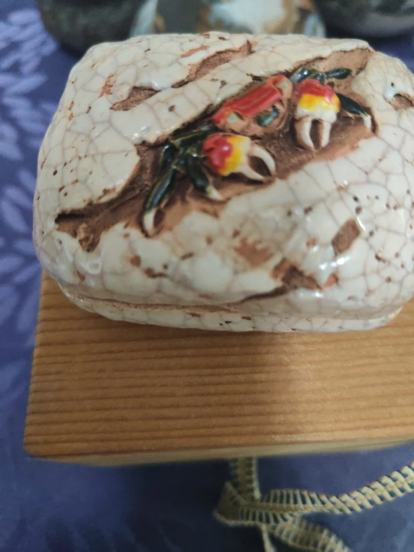 日瓷乐山烧小香盒