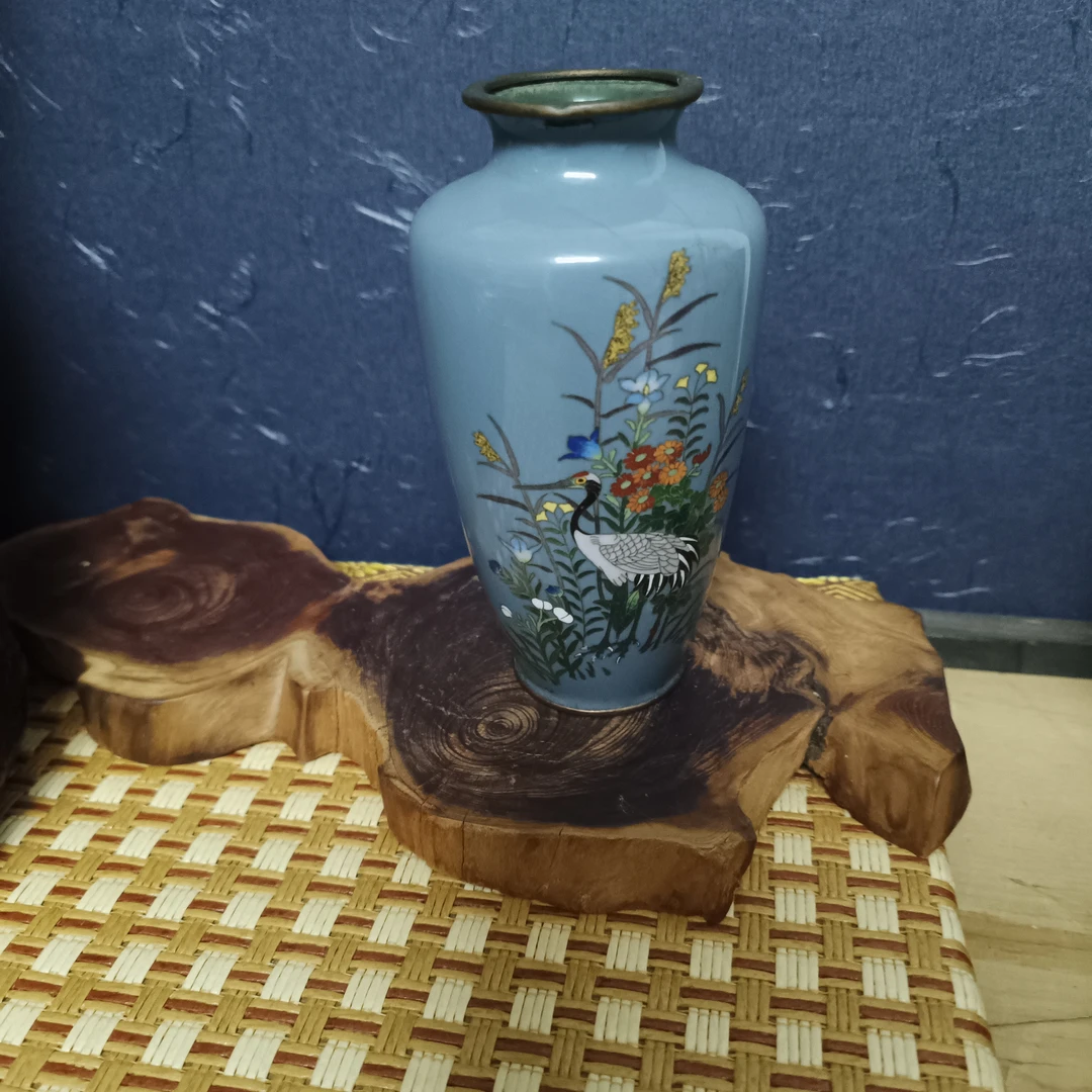 日瓷七宝烧花瓶一只