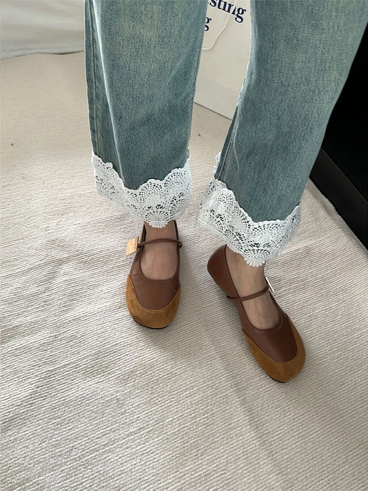 大码复古蕾丝拼接直筒牛仔裤女春季设计感高腰宽松阔腿九分裤子潮