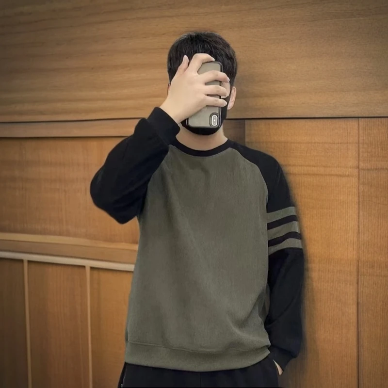 冬季新款男士时尚百搭潮流加绒加厚保暖圆领长袖拼接休闲男上衣