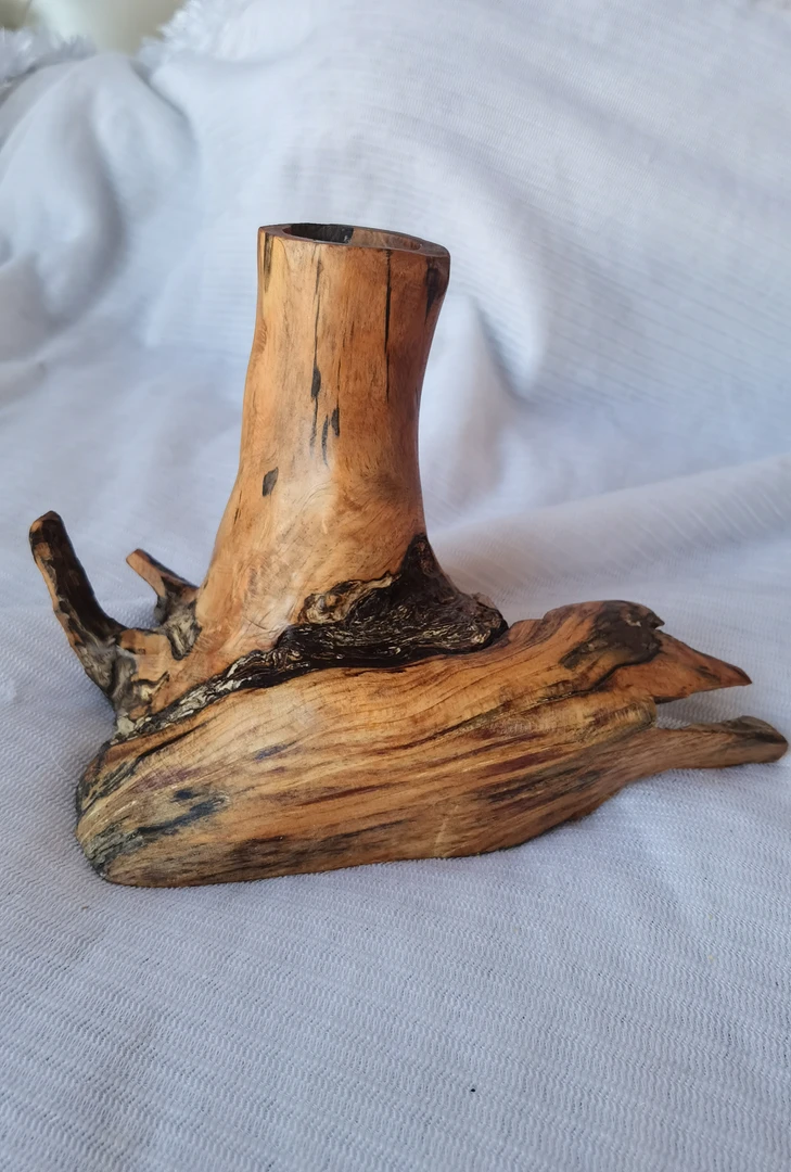 北沉香琥珀木原生态自然笔筒