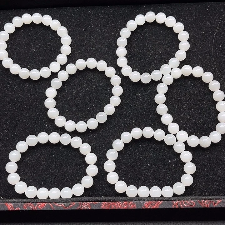 和田玉新疆且末料卡10白玉A+多样性发一未镶嵌