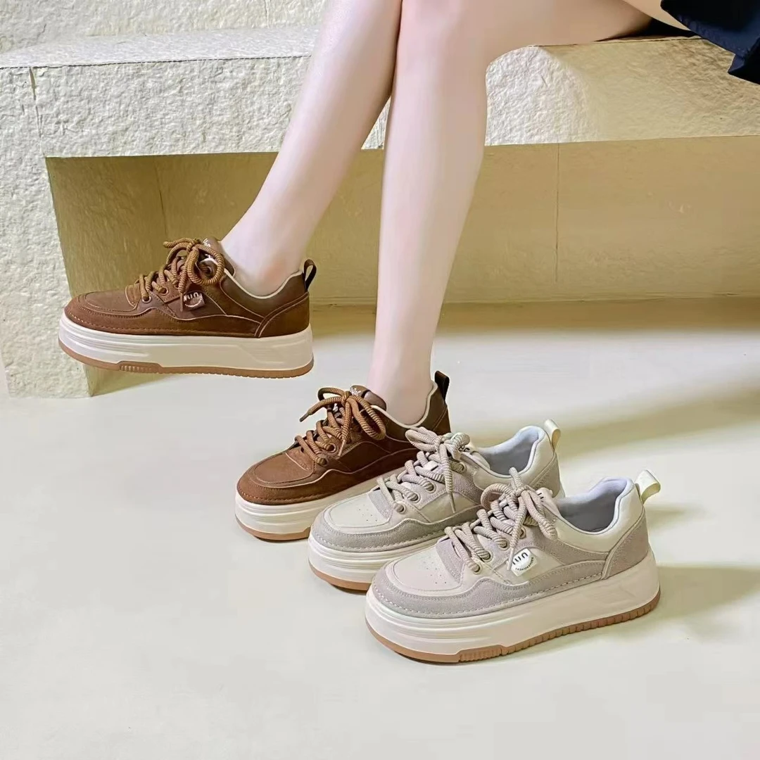 超轻轻泡底加绒里8258大码女鞋40-43休闲百搭小白鞋