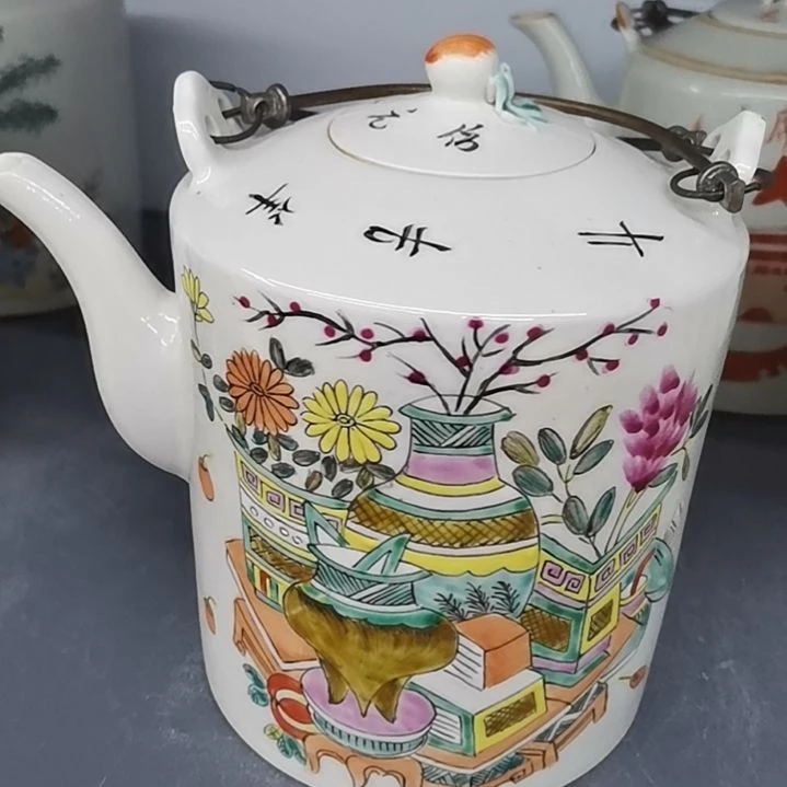 【闪购商品】瓷摆件陳*