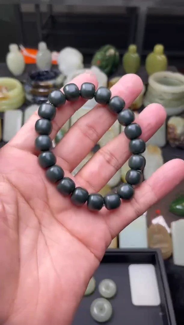 【闪购商品】和田玉手串未镶嵌卡10+青海黑青老型A