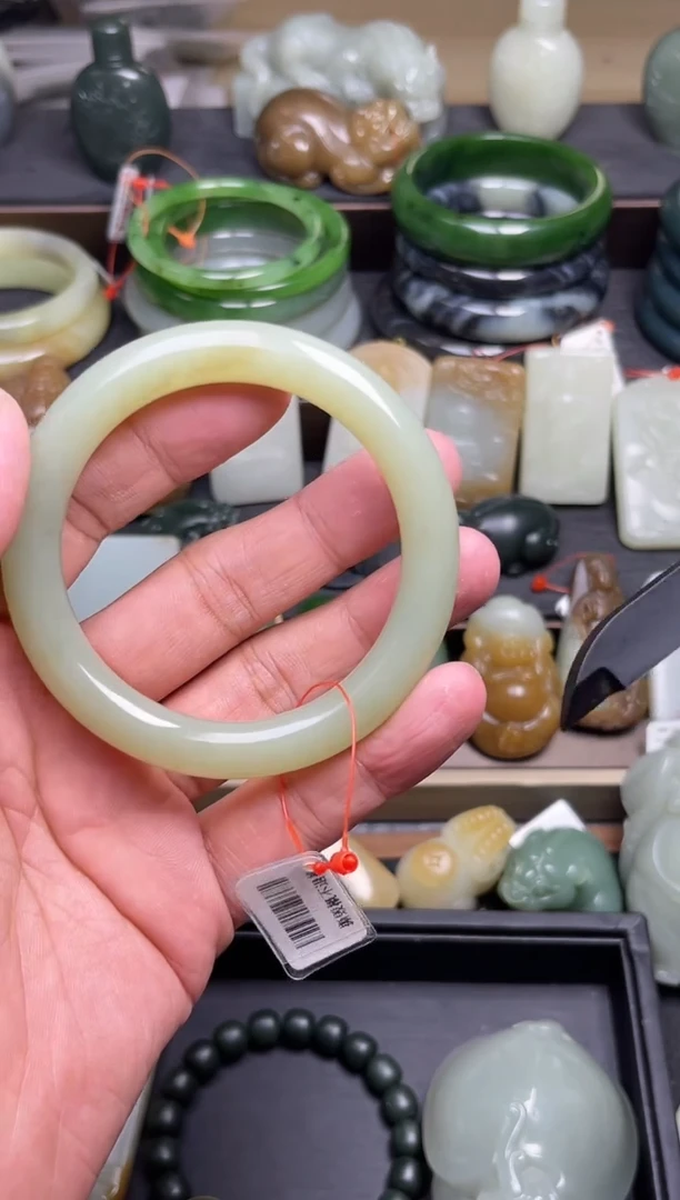 【闪购商品】和田玉手镯未镶嵌若羌黄口手镯 57.3圈30026