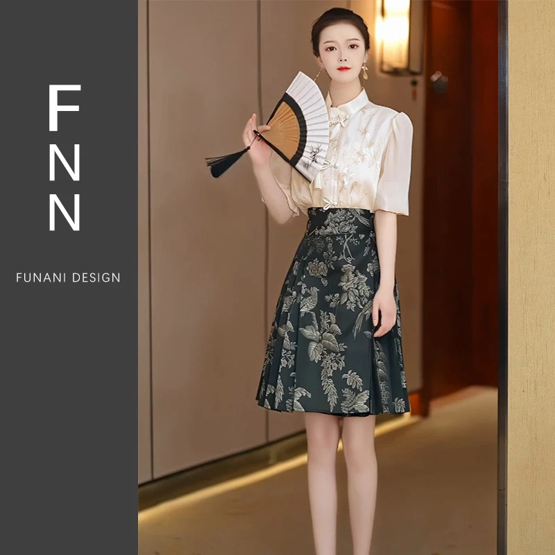 2024夏季新款重工刺绣新国风收腰小个子时尚复古两件套装F2410817