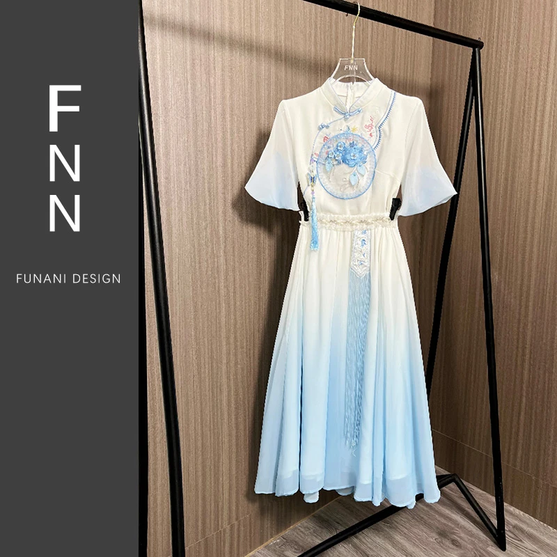 芙娜妮轻奢新中式设计感气质复古春季百搭时尚休闲女装潮F2411837