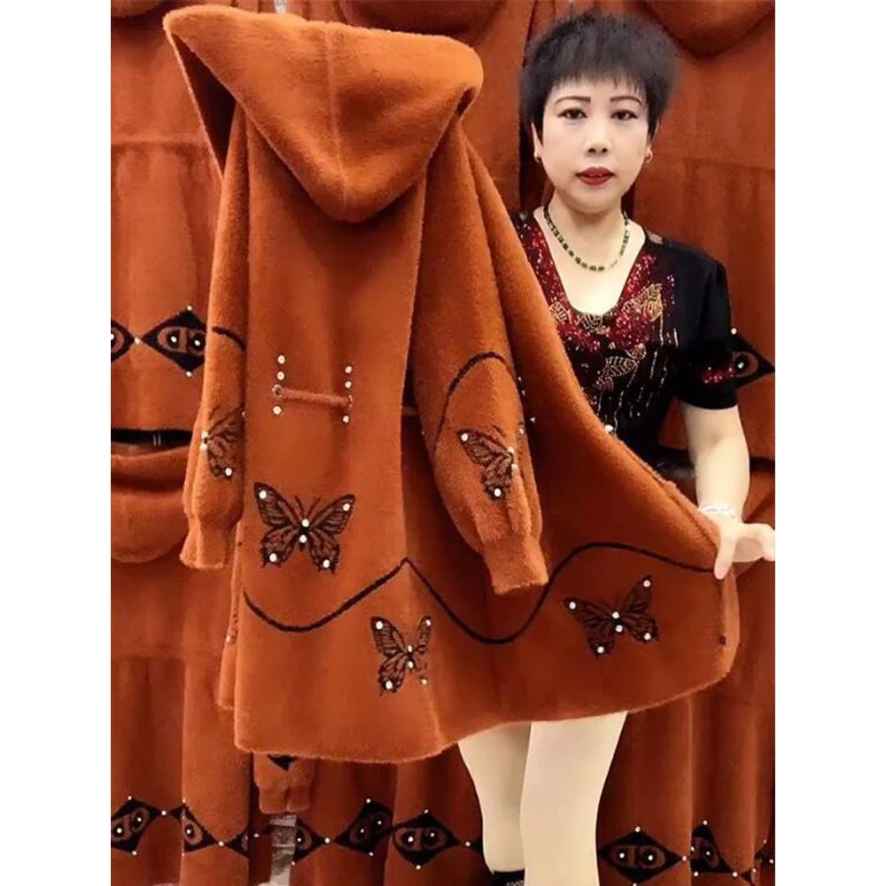 水貂绒女士妈妈装秋冬新款中长款加厚中老年开衫针织连帽外套大衣