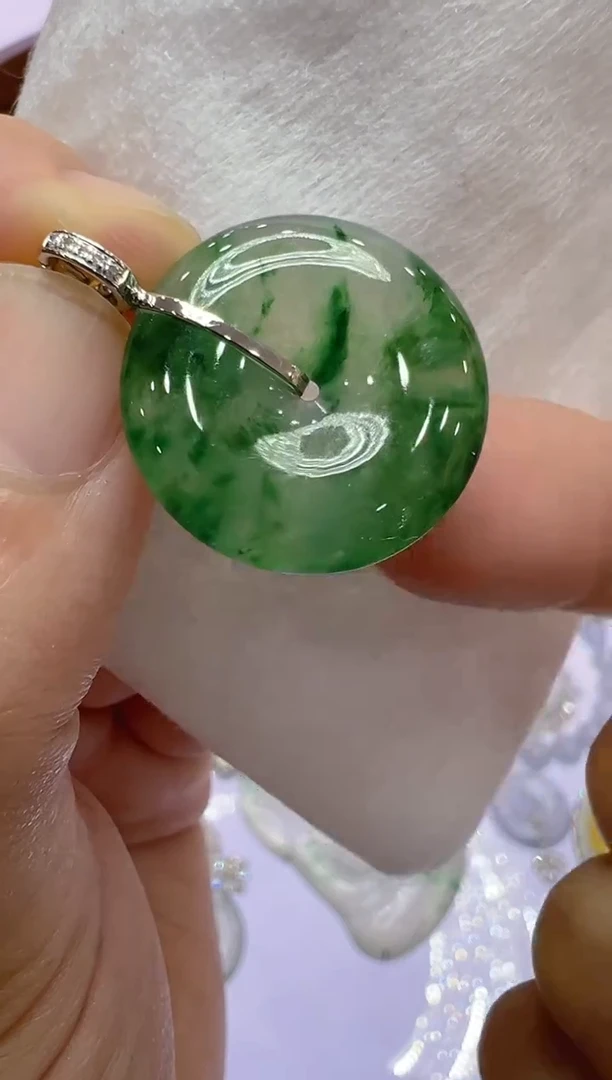 【闪购商品】翡翠吊坠(不含链)18K金镶嵌多样性团购发一件