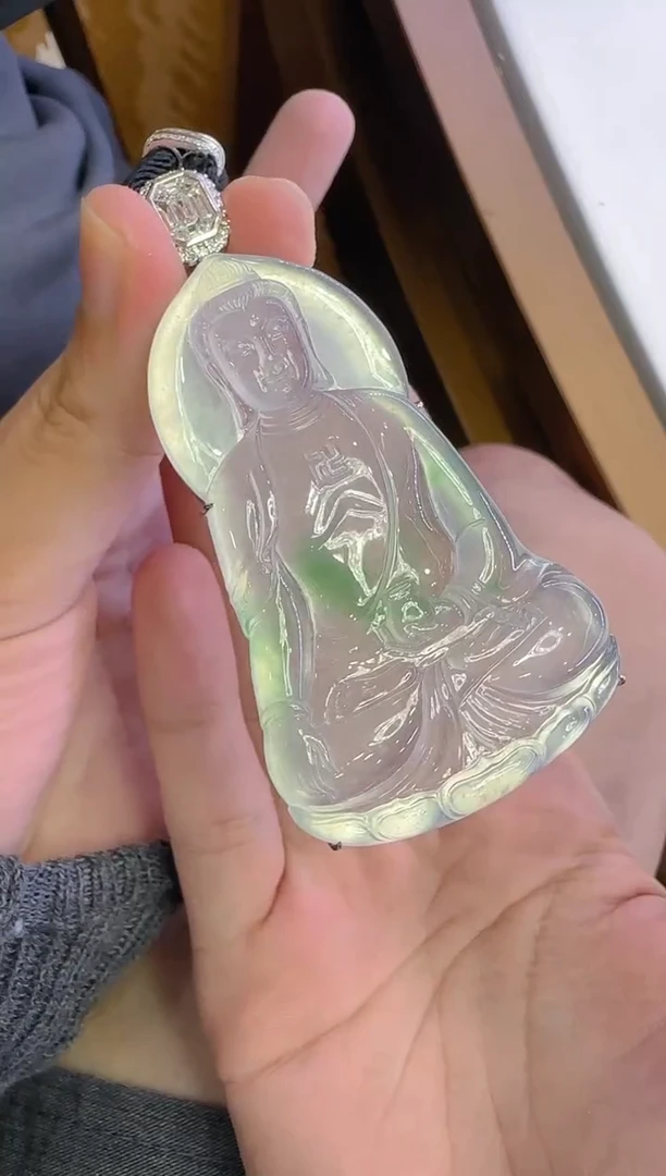 【闪购商品】翡翠吊坠(不含链)18K金镶嵌
