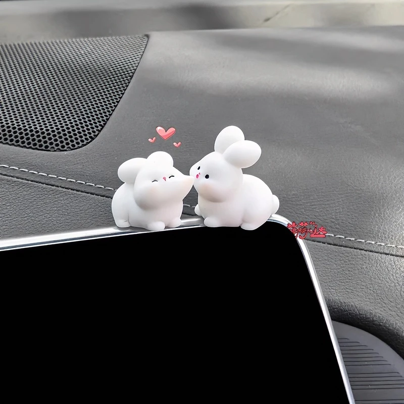 亲亲小动物车载摆件创意治愈系内饰用品后视镜中控台屏幕装饰情侣