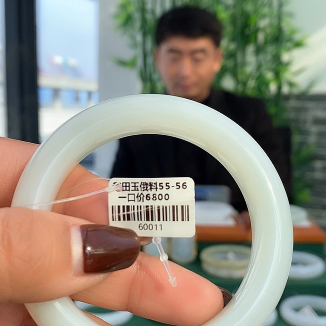 【闪购商品】和田玉手镯未镶嵌60011