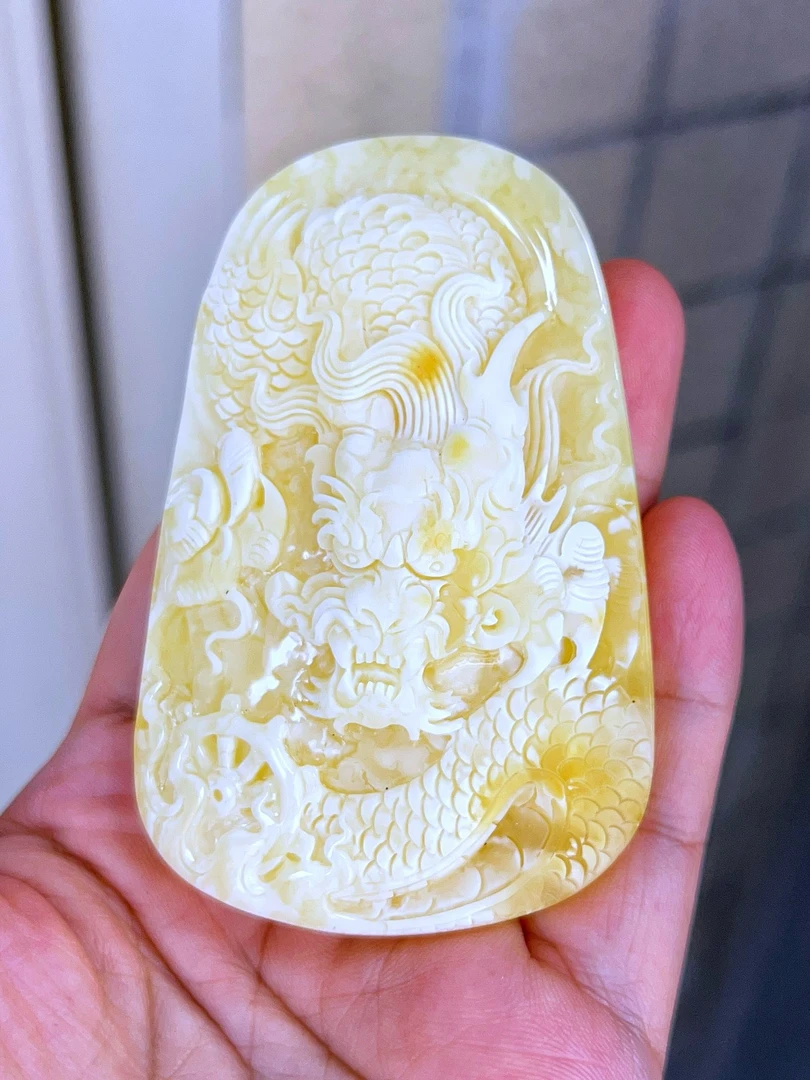 俄料瓷白花蜡龙牌