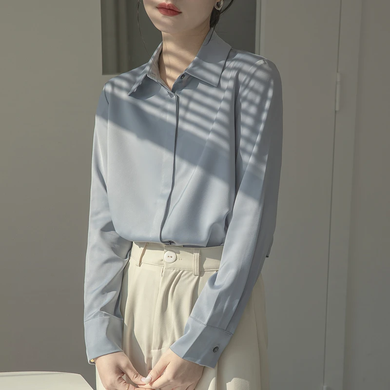 雾霾蓝缎面衬衣女长袖春秋款通勤简约气质垂感上衣职场轻熟风衬衫