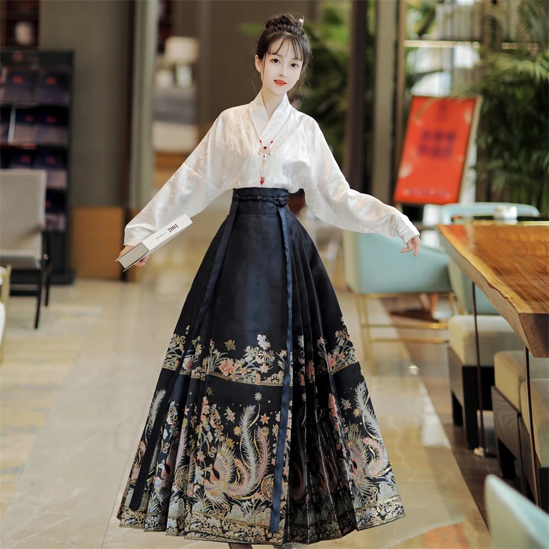 梦兰吟原创【凤羽】【苏白】明制织金妆花马面裙秋冬款汉元素2024新款