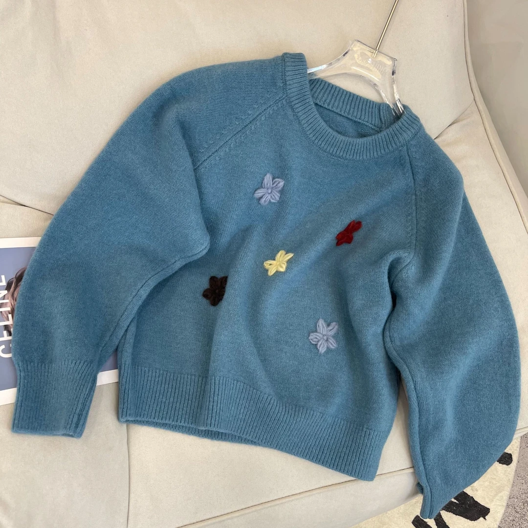 【文艺推荐】02110 新款大方简约不挑人净版花朵毛衣