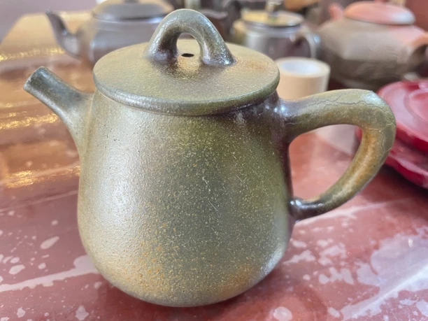 钦州坭兴陶柴烧靓龟裂纹茶壶