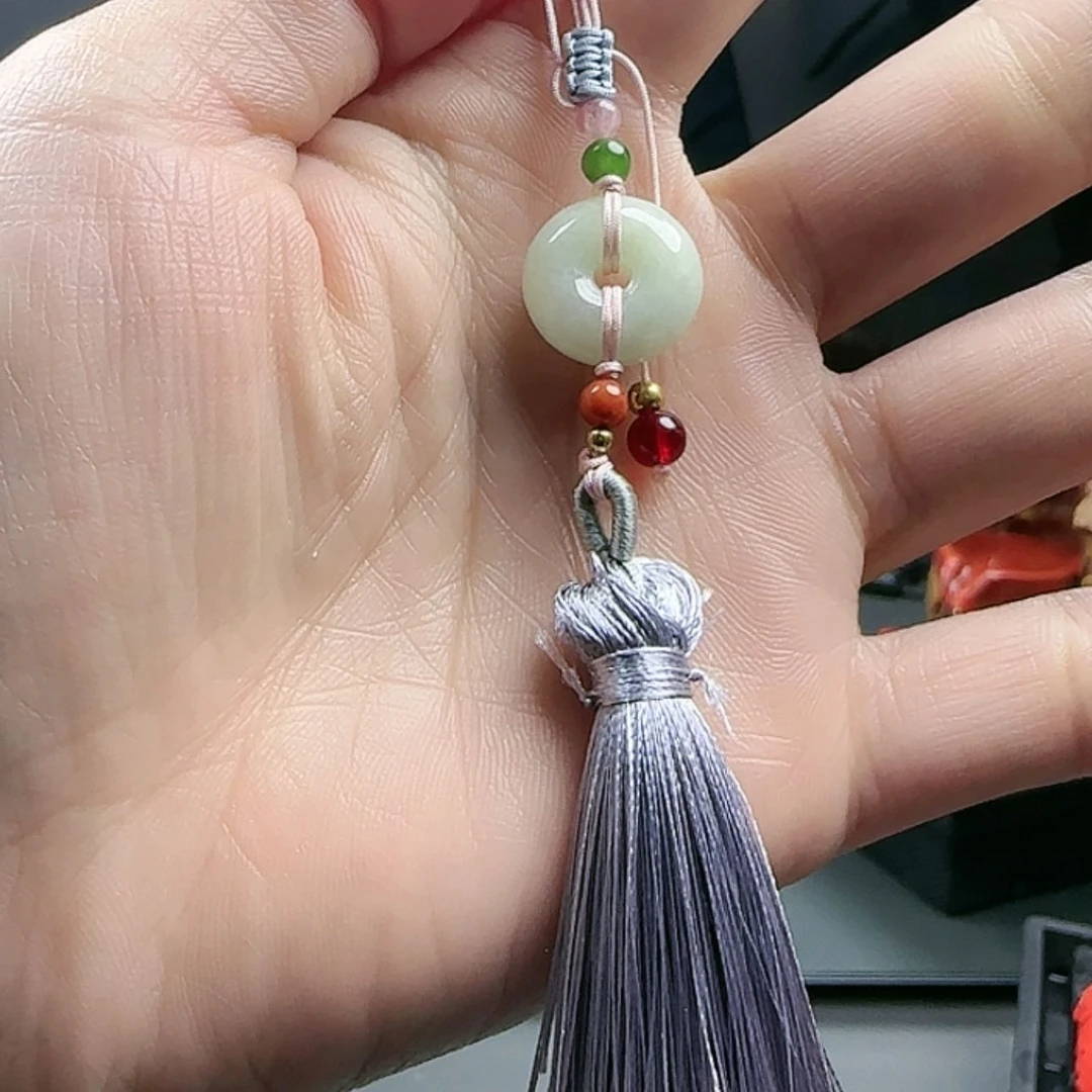 【闪购商品】翡翠颈饰未镶嵌瑕疵处理