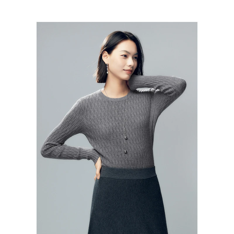 伊芙丽圆领绞花羊绒内搭针织衫2024秋季百搭打底上衣女1F9933611Q