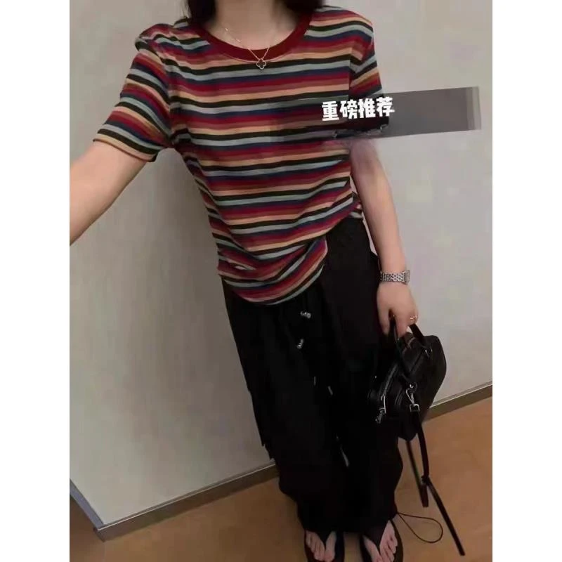 夏季新款时尚甜美清新减龄气质撞色彩虹条纹百搭休闲短袖T恤981-G