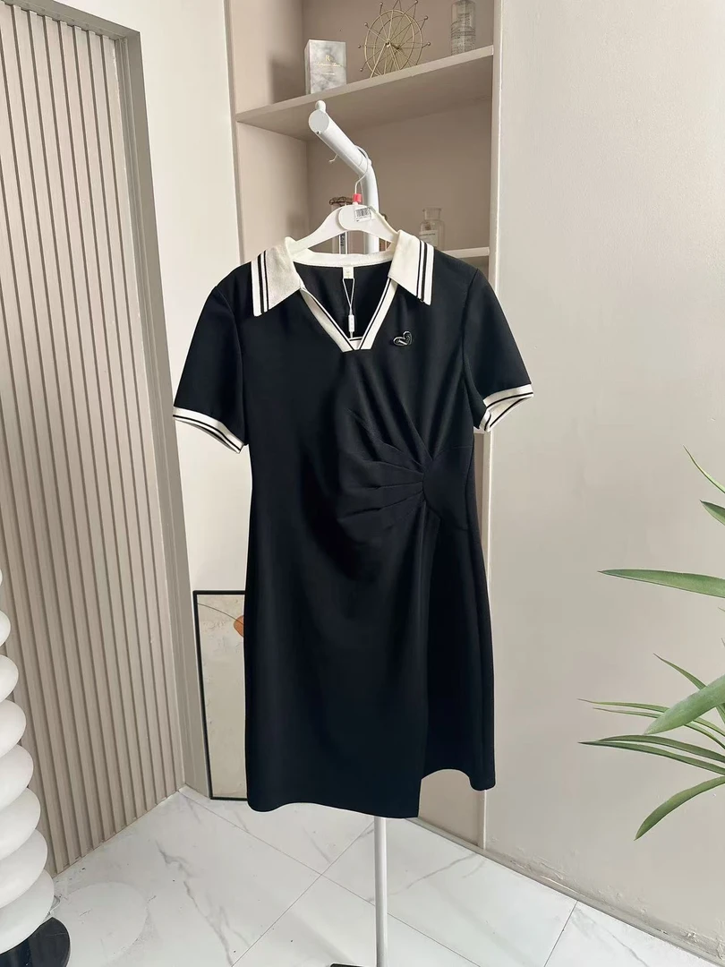 【JX068】2024新款黑色爱心时尚气质连衣裙