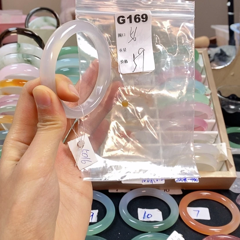 【闪购商品】玛瑙/玉髓手镯未镶嵌B****e169