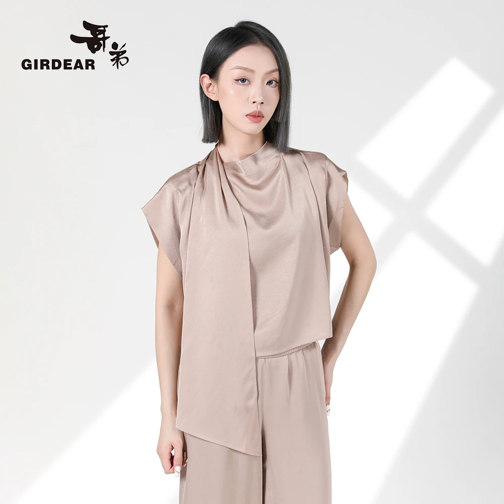 哥弟GIRDEAR夏季新款优雅气质质感飘带领蝙蝠袖衬衫上衣女1300963