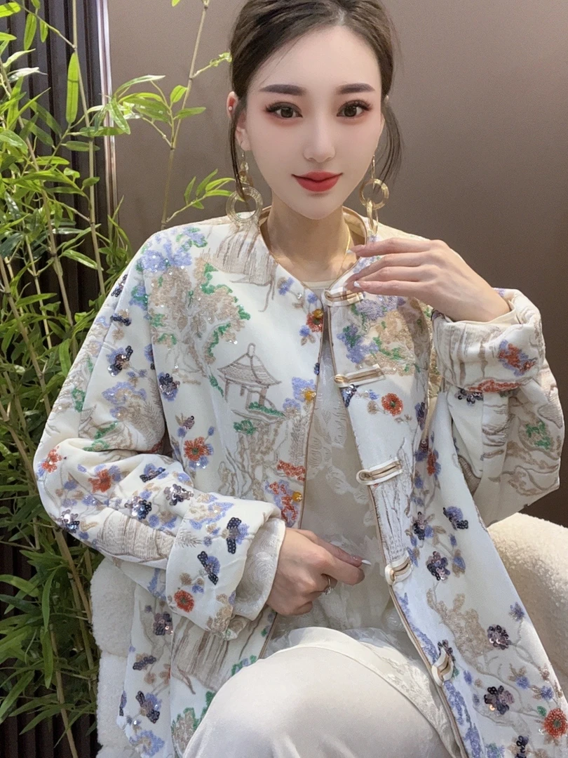 （深圳南油乐总8832款）新中式国风真丝丝绒重工亮片轻奢时尚上衣