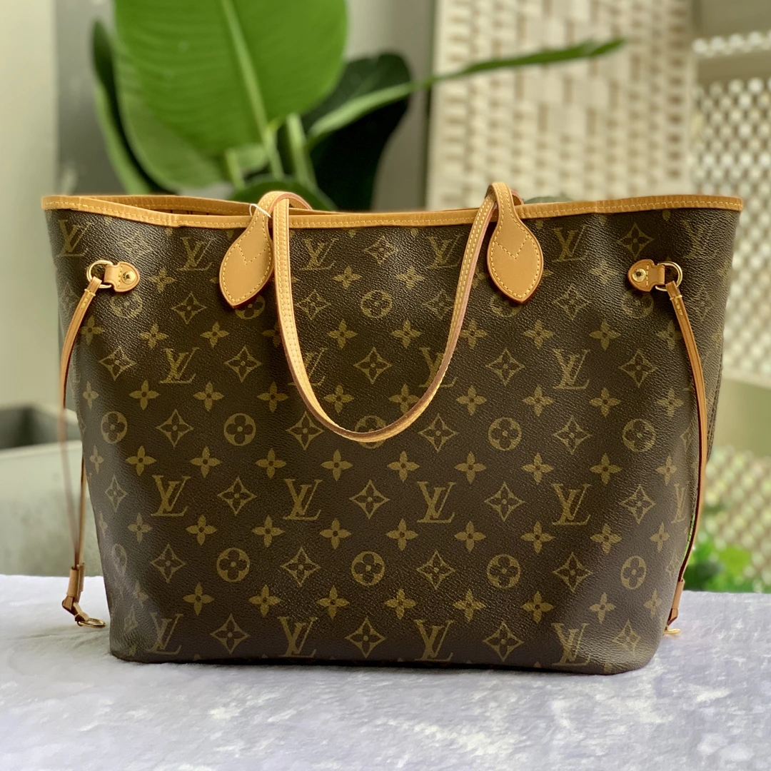 95新 LouisVuitton/路易威登 lv neverfull中号以直播间成色为准