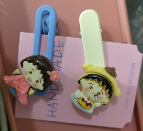 随机发夹2个，图案随机，款式随机