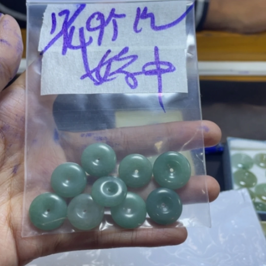 【闪购商品】定制翡翠未镶嵌?****～