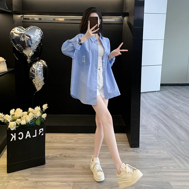 早秋新款多巴胺刺绣蓝色衬衫女韩版宽松显瘦高腰白色短裤两件套潮