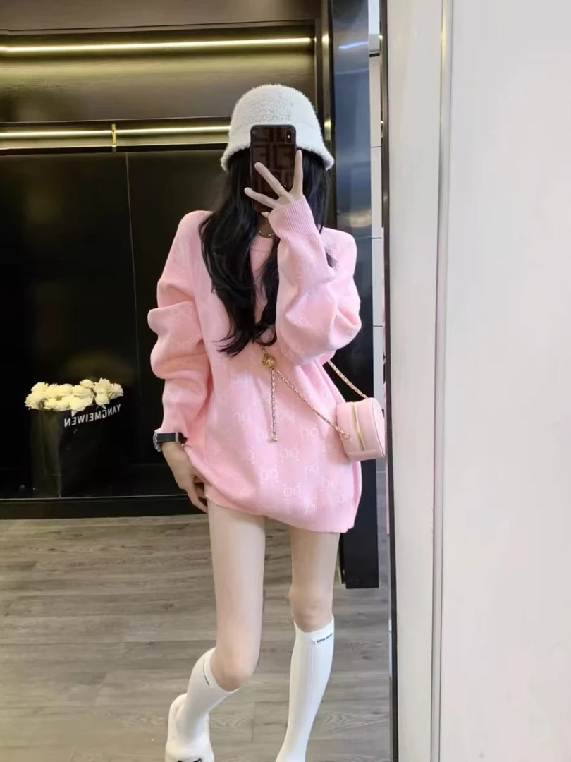 粉色毛衣女2024秋冬新款网红爆款洋气减龄宽松慵懒风中长款针织衫