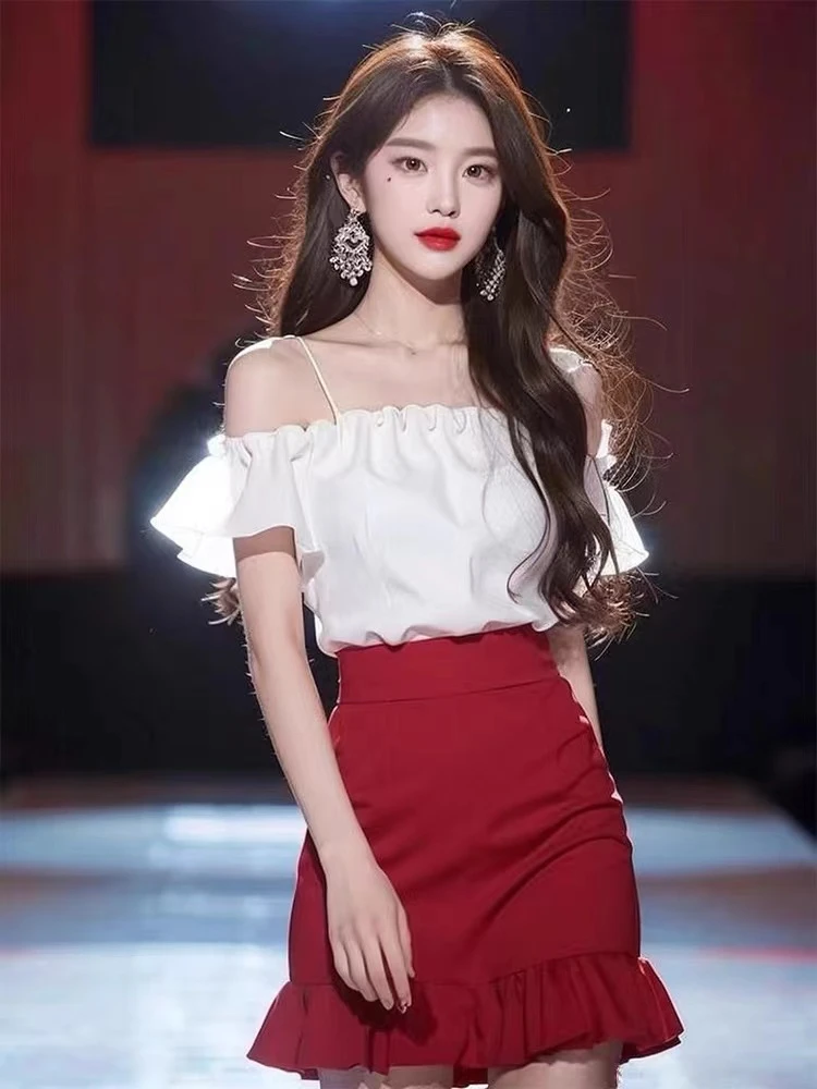 时尚套装女2024新款气质显瘦一字肩白色上衣高腰红色包臀裙两件套