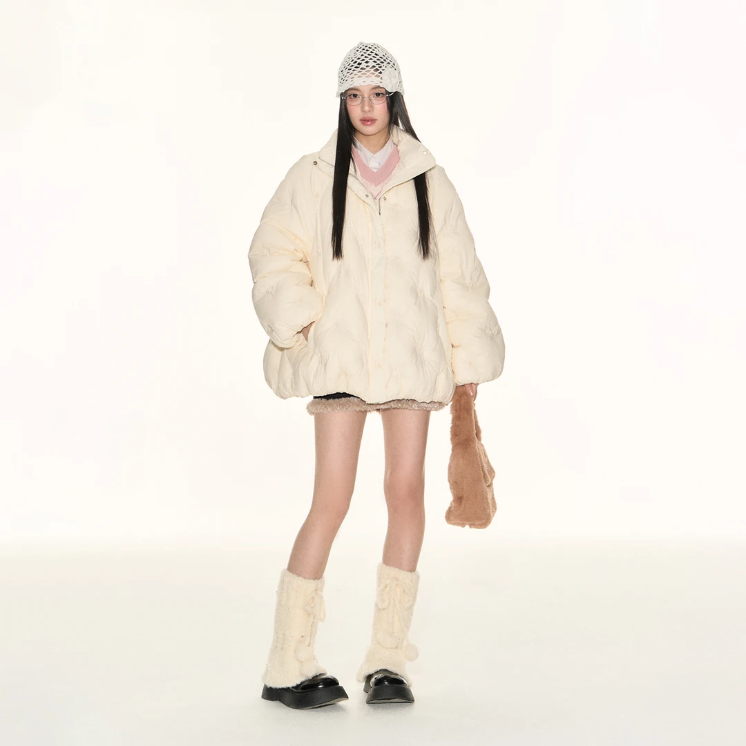 FPMZ立领小花刺绣压印花苞a字型90白鸭绒羽绒服