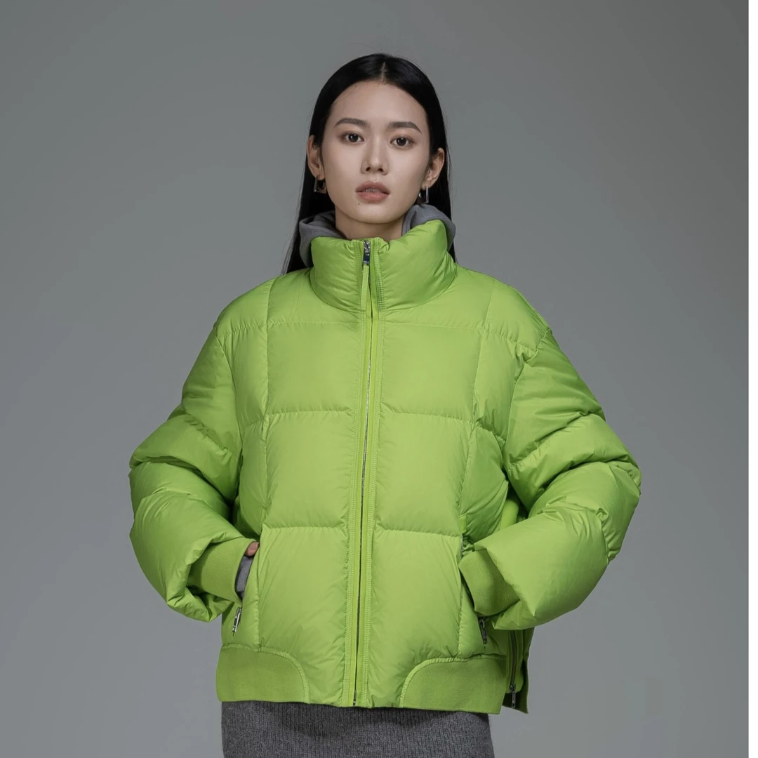 立领超短款鹅绒 拼接面料及金属拉链三重锁绒 （9047）