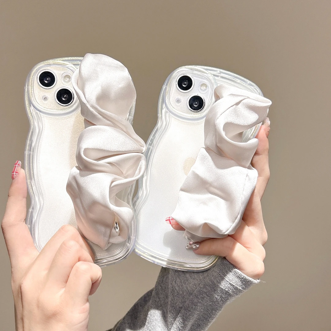 高级感镭射透明银色腕带适用iPhone15promax手机壳苹果12/13/14女