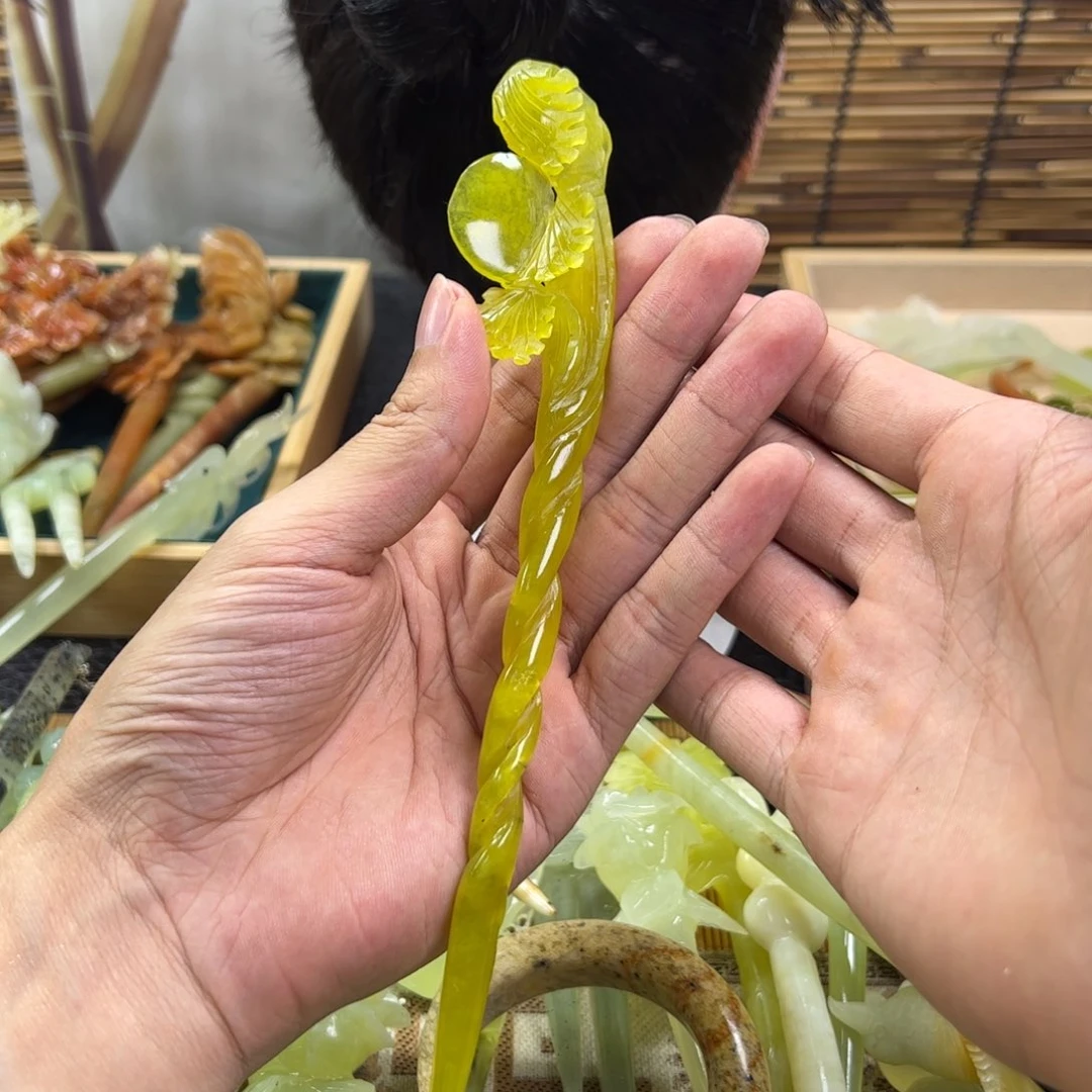 蛇纹石玉发簪未镶嵌子*