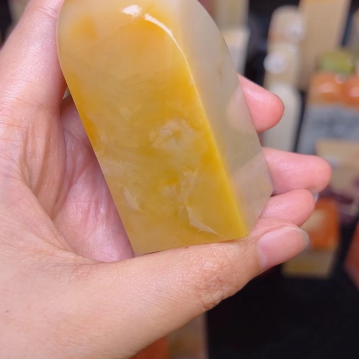 老挝石晓*牛老挝精品素章