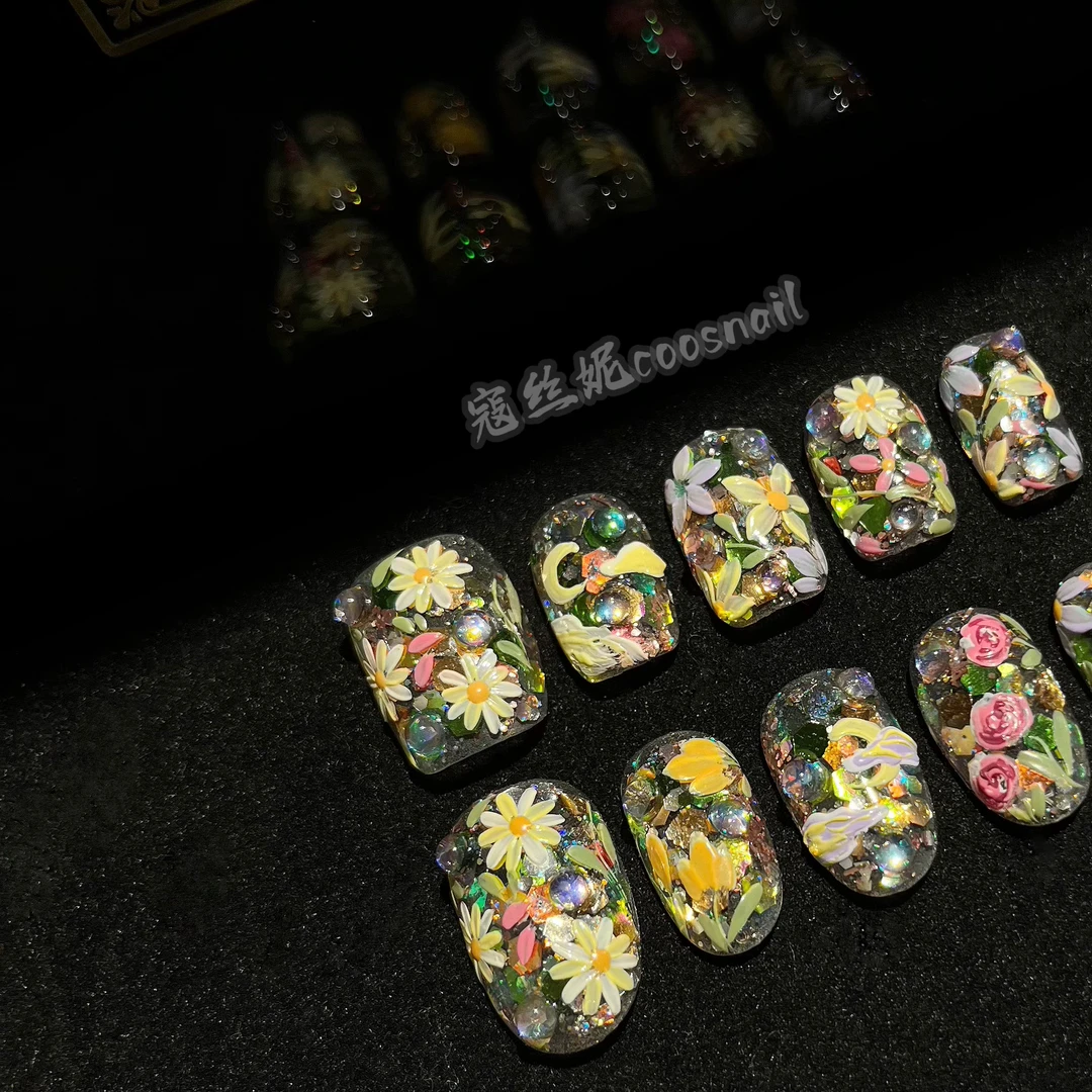 设计师款@【秘密花园】寇丝妮 纯手工穿戴美甲手绘花瓣夏日油画风