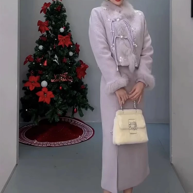 2024年冬季网红新款高级感洋气显瘦新中式盘扣加棉外套半裙套装女