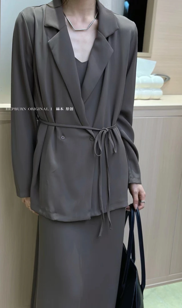 气质高级感精致上衣