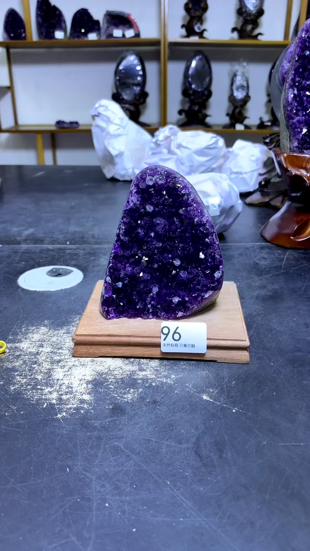 【闪购商品】水晶摆件未镶嵌高品质乌拉圭紫晶96