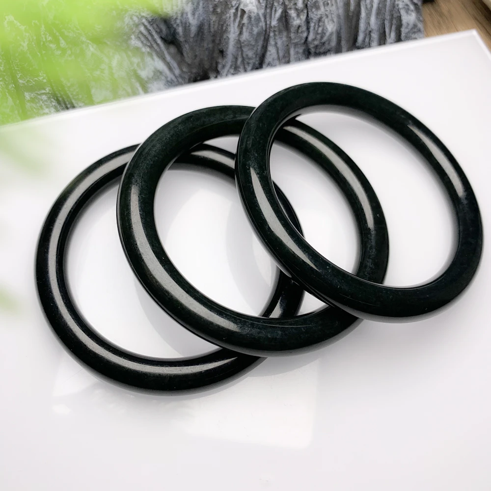 【冰冰】【和田玉美人圆条手镯】/多样性发其一CP