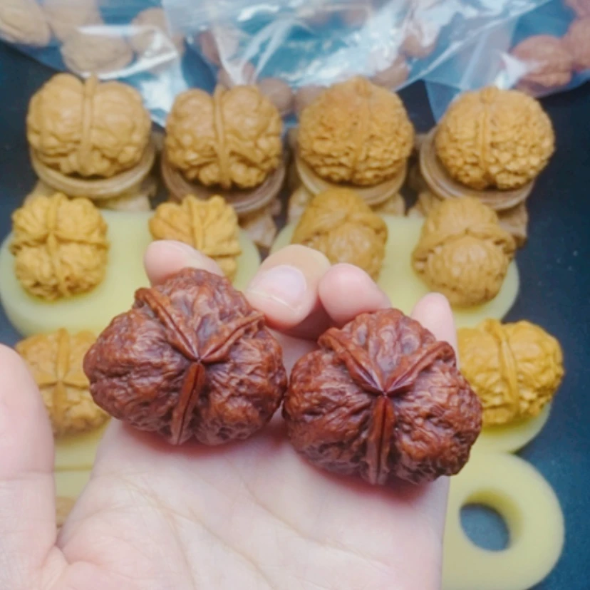 【闪购商品】文玩核桃吊坠怀****ღ