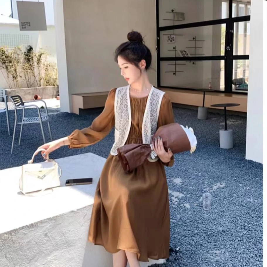 马甲蕾丝两网红两件套裙复古法式减龄秋季女装时尚气质连衣裙韩版