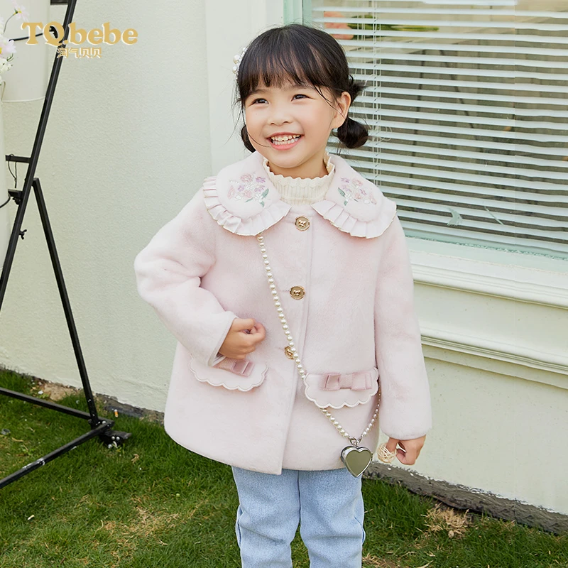 女童秋冬外套2023新款宝宝二三四岁洋气秋装厚款娃娃领儿童上衣