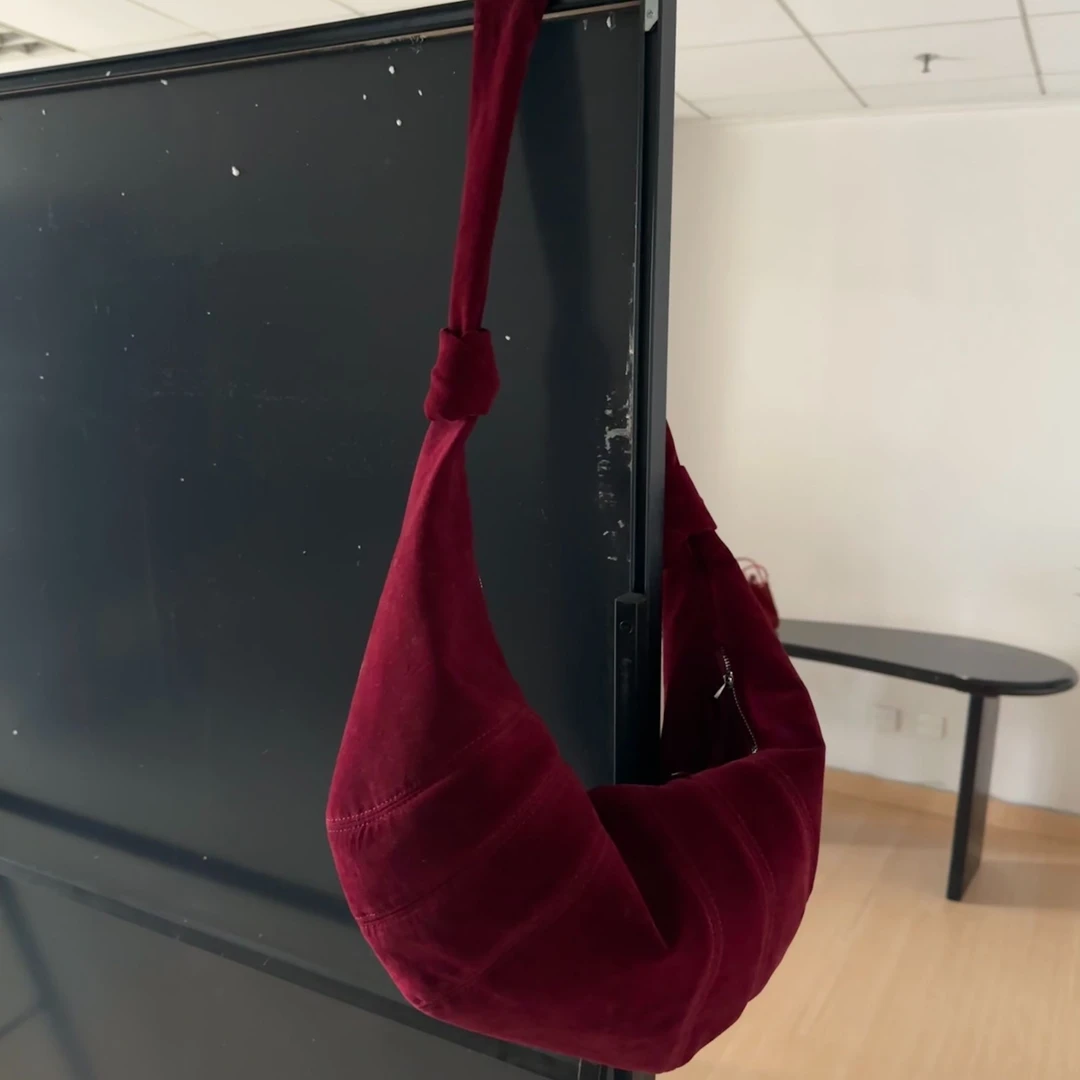 子蓉【598】磨砂牛角包斜挎包包女单肩包